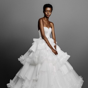 viktor and rolf spring 2019 bridal wedding inspirasi featured wedding gowns dresses and collection