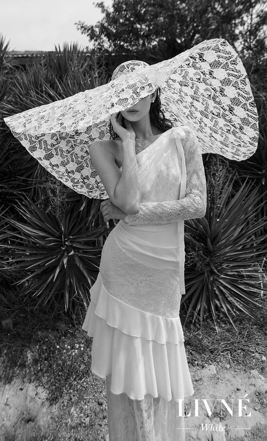 alon livne 2018 2019 white bridal asymmetrical one shoulder long sleeves ruffled skirt bohemian sheath wedding dress with mandy hat sweep train (sophia) mv