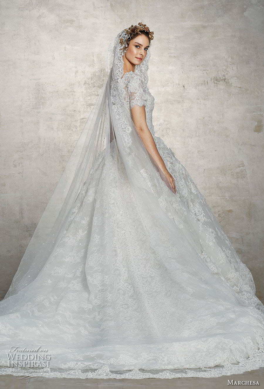 marchesa spring 2019 bridal short sleeves full embellishment princess ball gown a  line wedding dress royal train (2) mv
