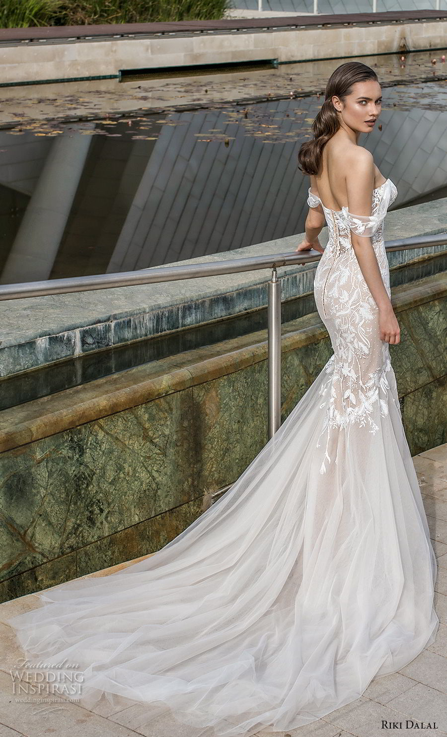riki dalal 2018 noya bridal off the shoulder sweetheart neckline heavily embellished bodice elegant mermaid wedding dress chapel train (2) bv