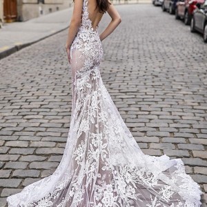 julie vino 2019 paris bridal sleeveless deep v neck full embellishment elegant glamorous fit and flare wedding dress a  line overskirt backless v back chapel train (10) bv