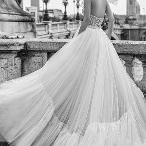 julie vino 2019 paris bridal strapless sweetheart neckline heavily embellished bodice bustier romantic a  line wedding dress chapel train (7) bv