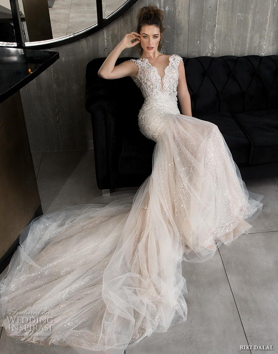 riki dalal 2018 glamour bridal sleeveless deep plunging v neck full embellishment elegant blush mermaid wedding dress open low back chapel train (5) mv