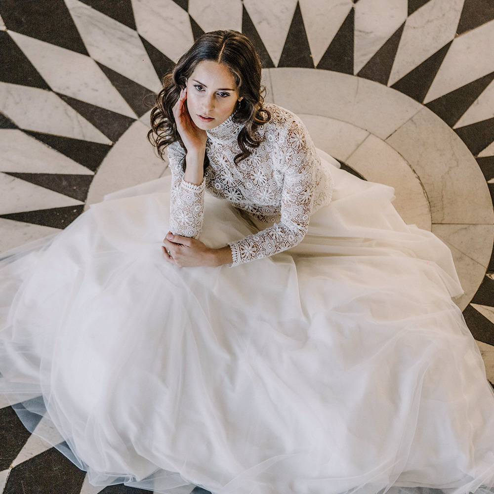 kate edmondson couture bridal wedding inspirasi featured wedding dresses and collection