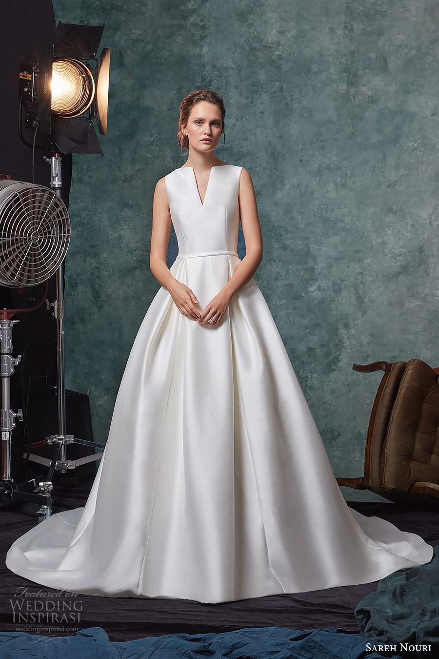 sareh nouri fall 2019 bridal sleeveless split neckline a line ball gown wedding dress chapel train minimal clean modern (2) mv