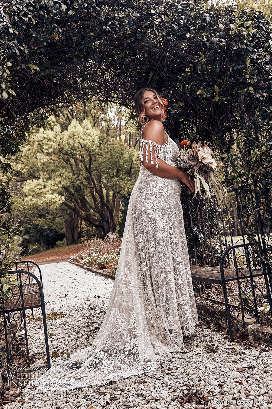 grace loves lace 2019 bridal cold shoulder straps sweetheart fully embellished lace sheath trumpet wedding dress chapel train boho romantic plus size (1) sv 