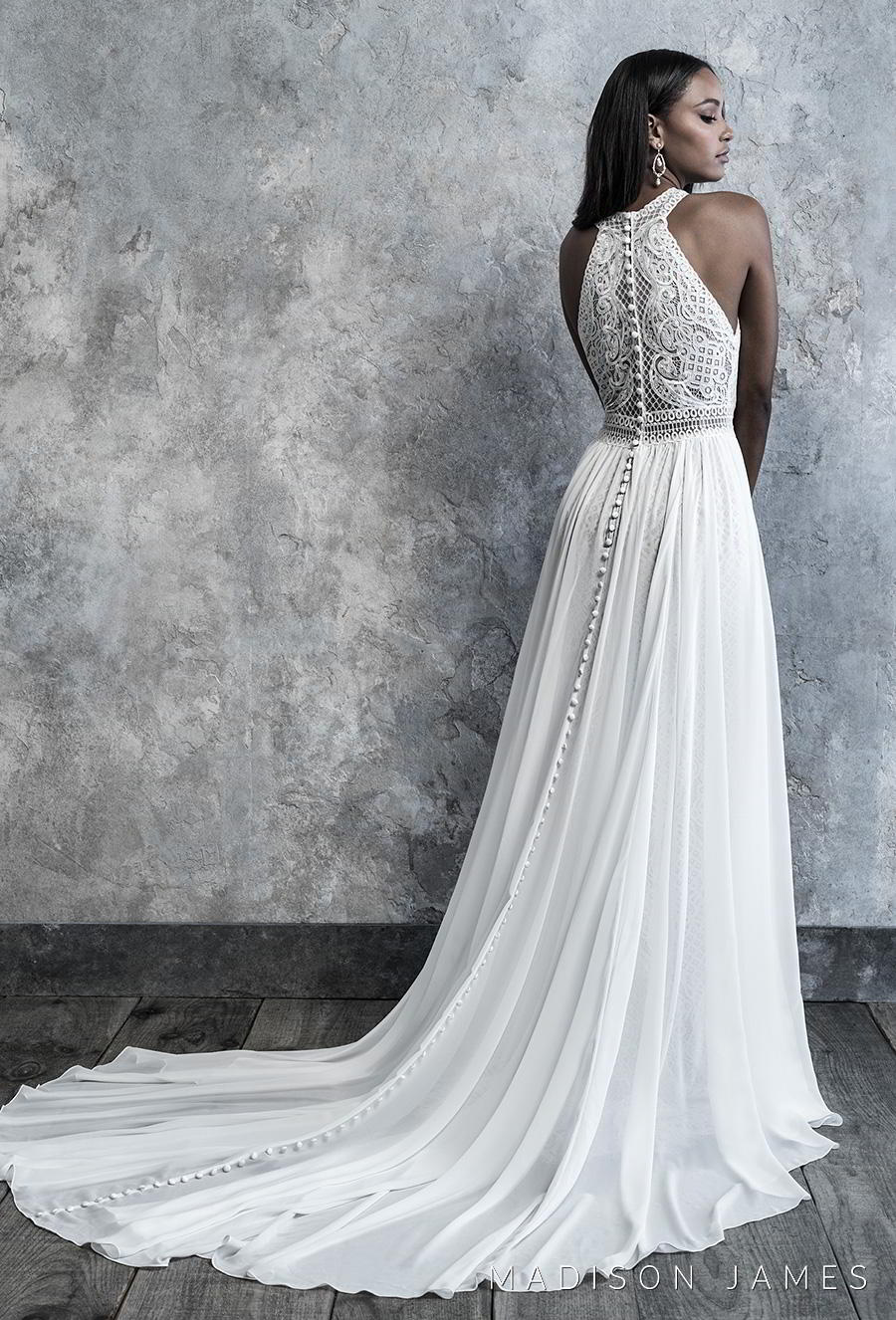 https://www.weddinginspirasi.com/wp-content/uploads/2019/01/madison-james-2019-bridal-sleeveless-halter-neck-full-embellishment-elegant-grecian-sheath-wedding-dress-a-line-overskirt-covered-lace-back-chapel-train-512-bv.jpg