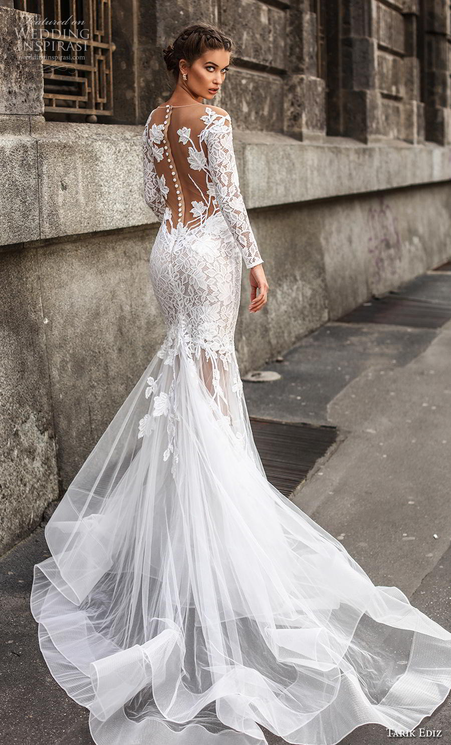 tarik ediz 2019 bridal long sleeves sheer bateau deep sweetheart neckline heavily embellished bodice elegant mermaid wedding dress lace button back chapel train (20) bv