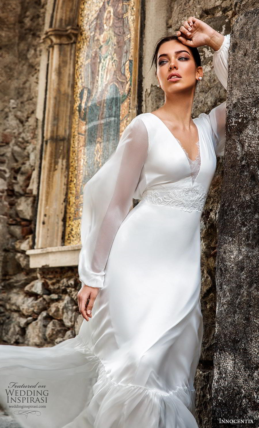 Innocentia 2019 toarmina bridal long bishop sleeves v neck simple elegant a  line wedding dress backless low back chapel train (6) zv