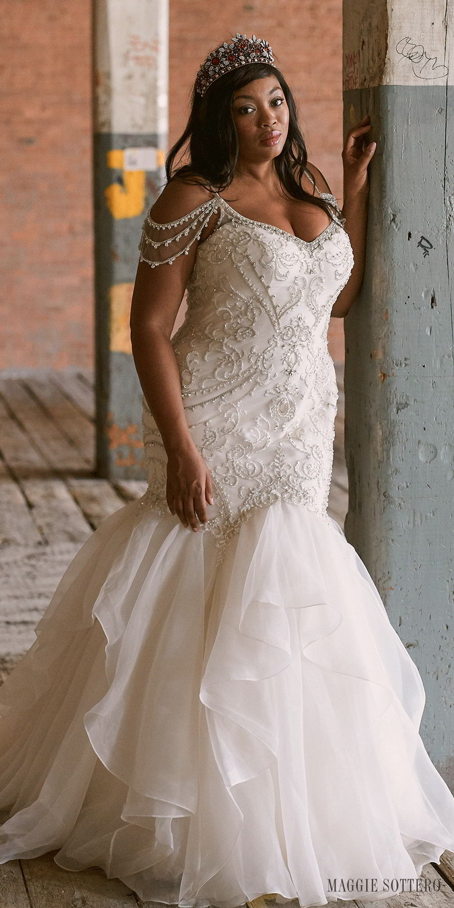Wedding dress designers 2018 on sale