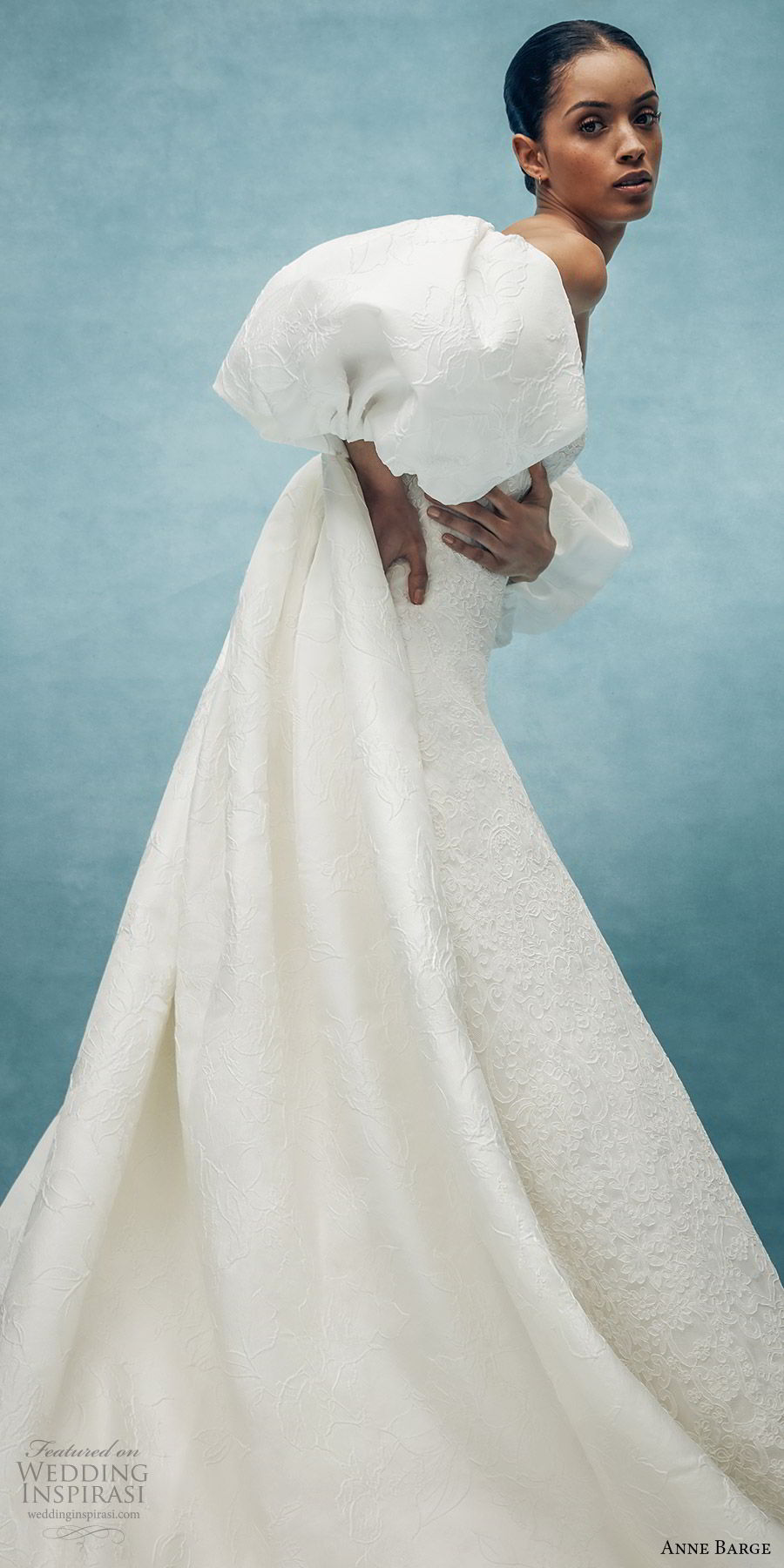 anne barge spring 2020 bridal strapless sweetheart embellished a line wedding dress (2) puff sleeve jacket elegant classic chapel train sv anne barge spring 2020 bridal strapless sweetheart embellished a line wedding dress (2) puff sleeve jacket elegant classic chapel train sv