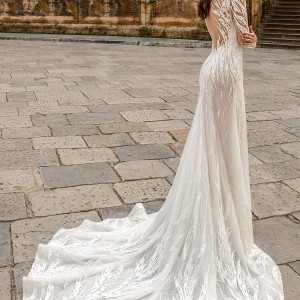 innocentia divina 2020 bridal long sleeves sweetheart neckline full embellishment slit skirt sexy glamorous modified a  line wedding dress sheer lace back chapel train (11) bv