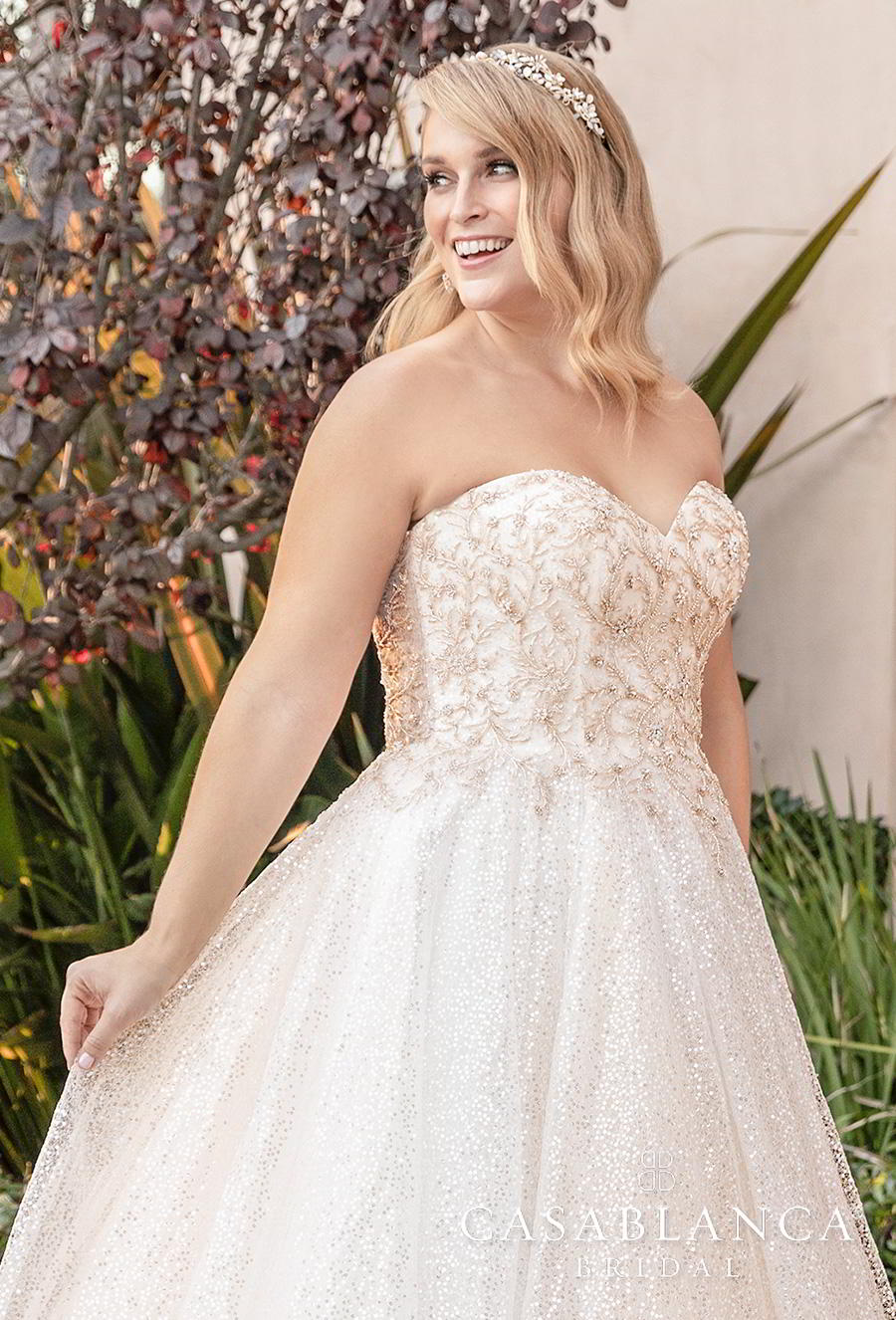 casablanca fall 2019 bridal strapless sweetheart neckline heavily embellished bodice plus size romantic a  line wedding dress mid back short train (2394) zv