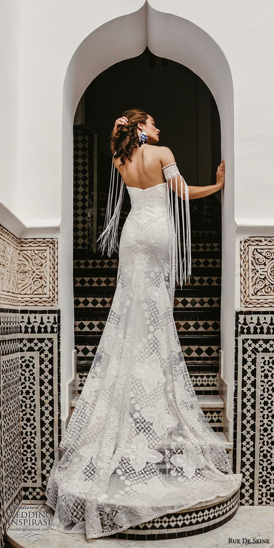 rue de seine 2019 bridal strapless straight across split neckline detached sleeves fully lace modified a line wedding dress (14) romantic boho chic chapel train bv