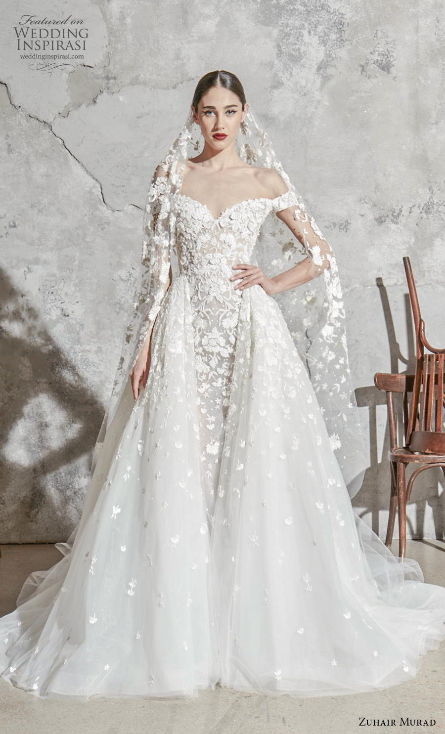 zuhair murad spring 2020 bridal off the shoulder sweetheart neckline full embellishment princess romantic a  line wedding dress overskirt (1) mv