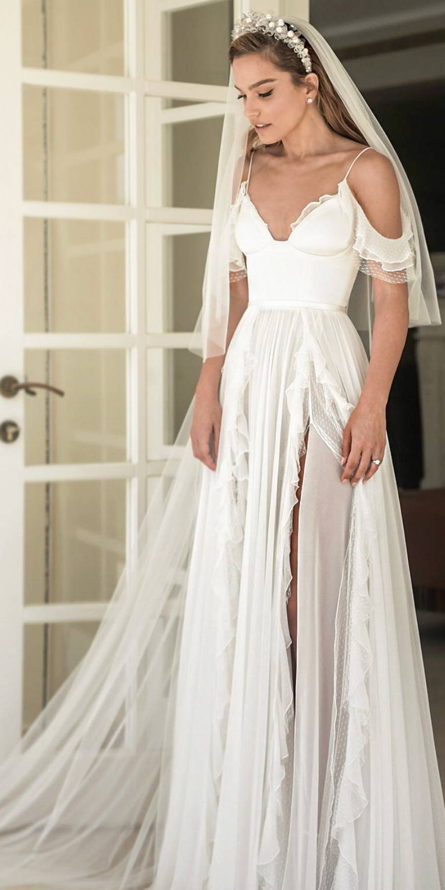 alon livne 2019 bridal real bride cold shoulder thin straps sweetheart neckline a line wedding gown (2) lv