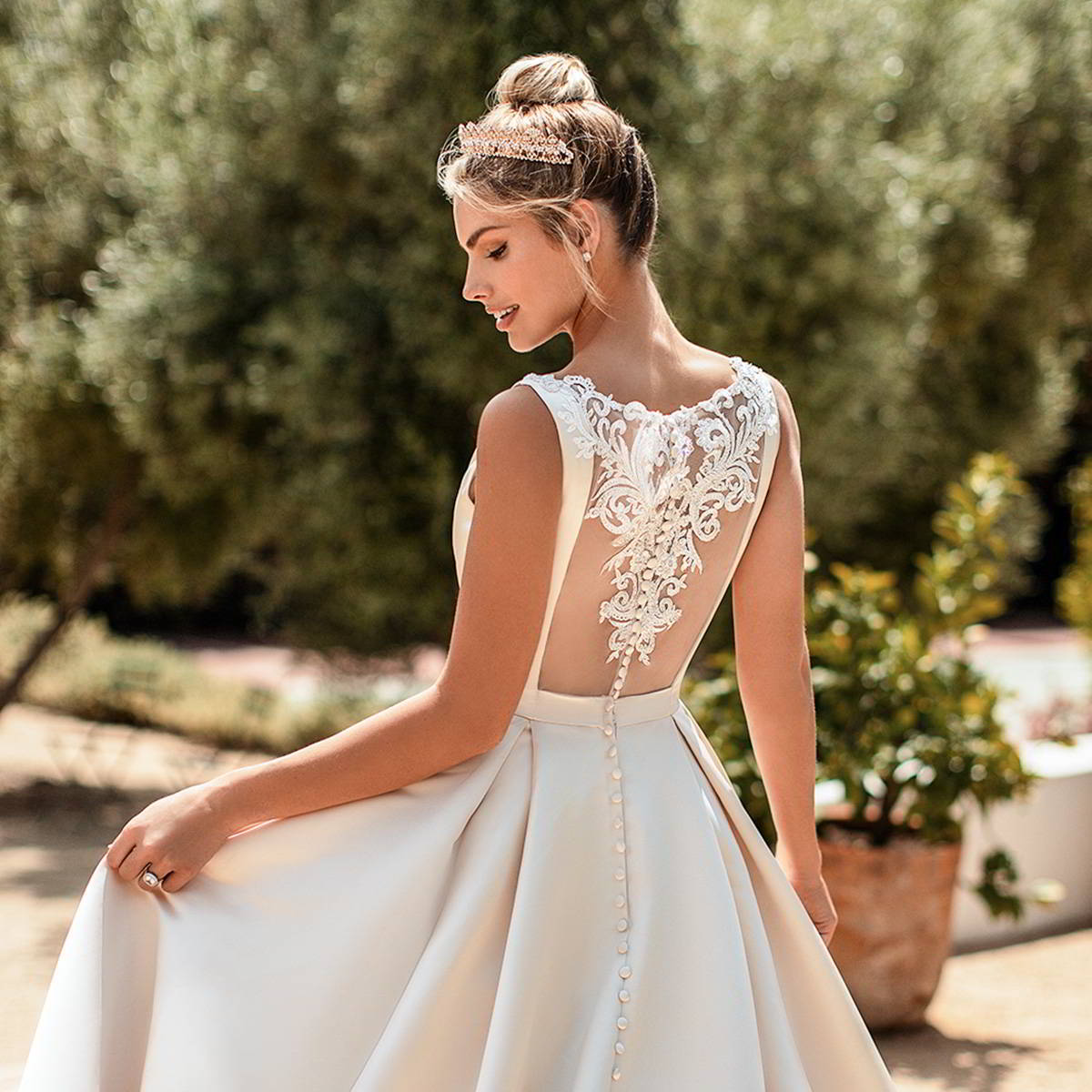 moonlight collection spring 2020 bridal collection featured on wedding inspirasi thumbnail