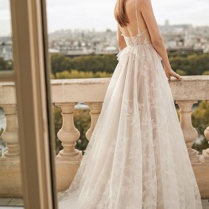 eisen stein fall 2020 bridal thin strap deep diamond neck full embellishment romantic soft a  line wedding dress backless chapel train (4) bv