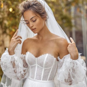 lihi hod fall 2020 bridal collection featured on wedding inspirasi thumbnail
