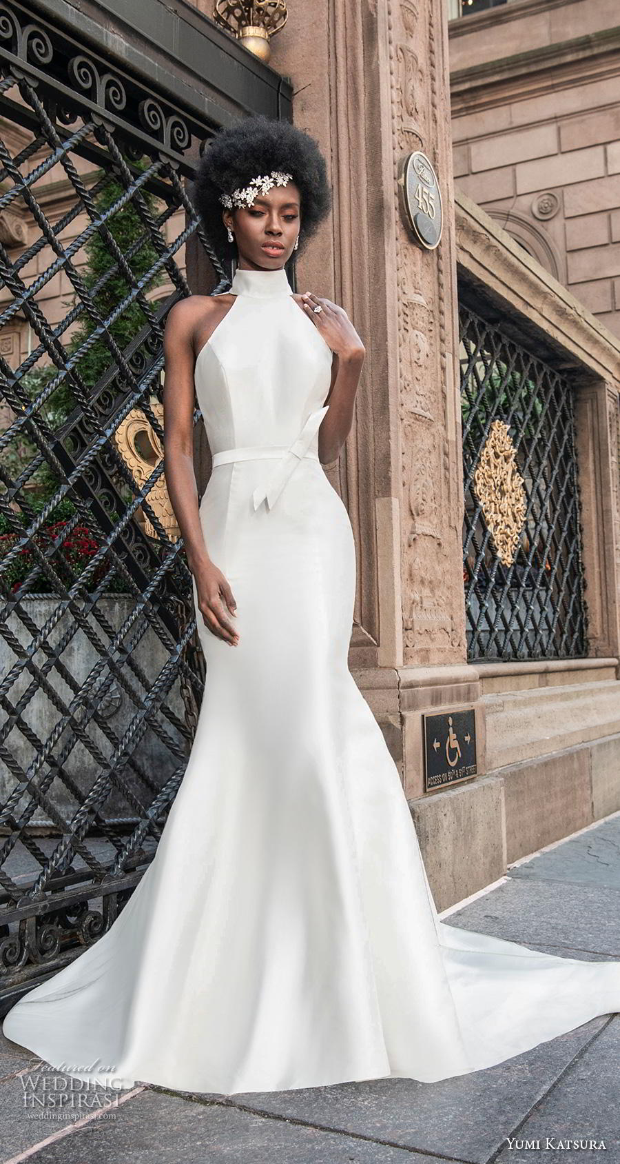 yumi katsura fall 2020 bridal sleeveless halter high neck simple minimalist elegant classy fit and flare mermaid wedding dress keyhole back chapel train (5) mv