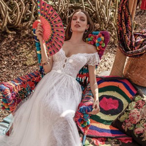 asaf dadush 2020 bridal collection featured on wedding inspirasi thumbnail