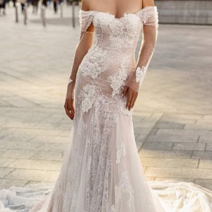 victoria soprano fall 2020 bridal illusion long sleeves off shoulder semi sweetheart fulyl embellished lace fit flare mermaid wedding dress chapel train (9) mv