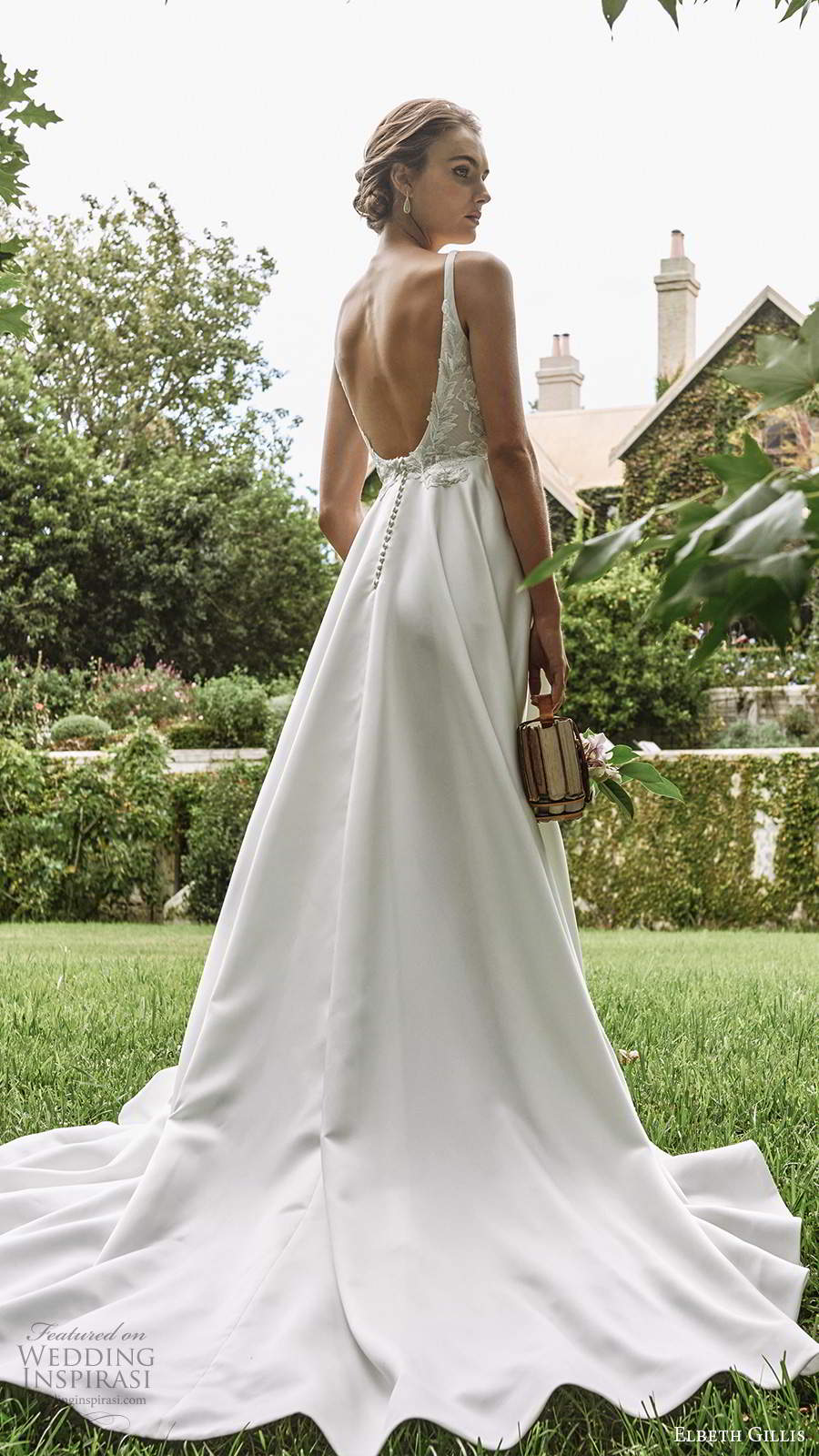 elbeth gillis 2021 bridal sleeveless straps scoop neckline embellished bodice a ilne ball gown wedding dress scoop back chapel train (11) bv elbeth gillis 2021 bridal sleeveless straps scoop neckline embellished bodice a ilne ball gown wedding dress scoop back chapel train (11) bv