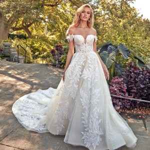 amalia carrara spring 2020 bridal collection featured on wedding inspirasi thumbnail