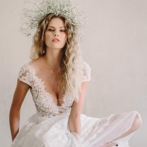 anna georgina 2021 bridal collection featured on wedding inspirasi thumbnail