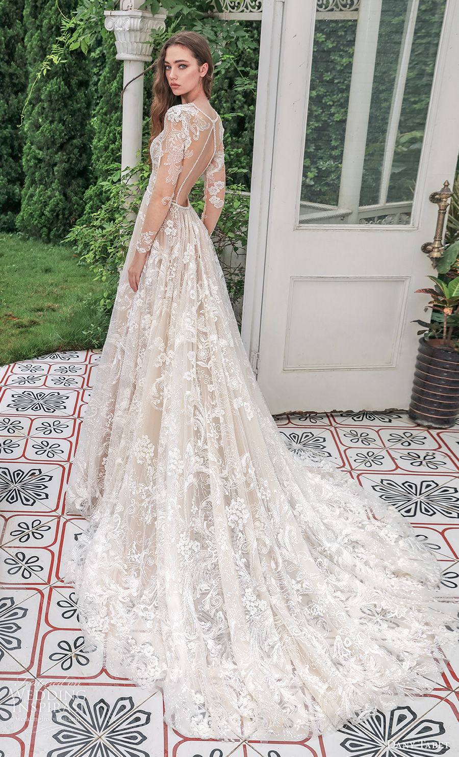 dany tabet 2021 emerge bridal long sleeves deep v neck full embellishment elegant ivory a line wedding dress keyhole back chapel train (14) bv dany tabet 2021 emerge bridal long sleeves deep v neck full embellishment elegant ivory a line wedding dress keyhole back chapel train (14) bv