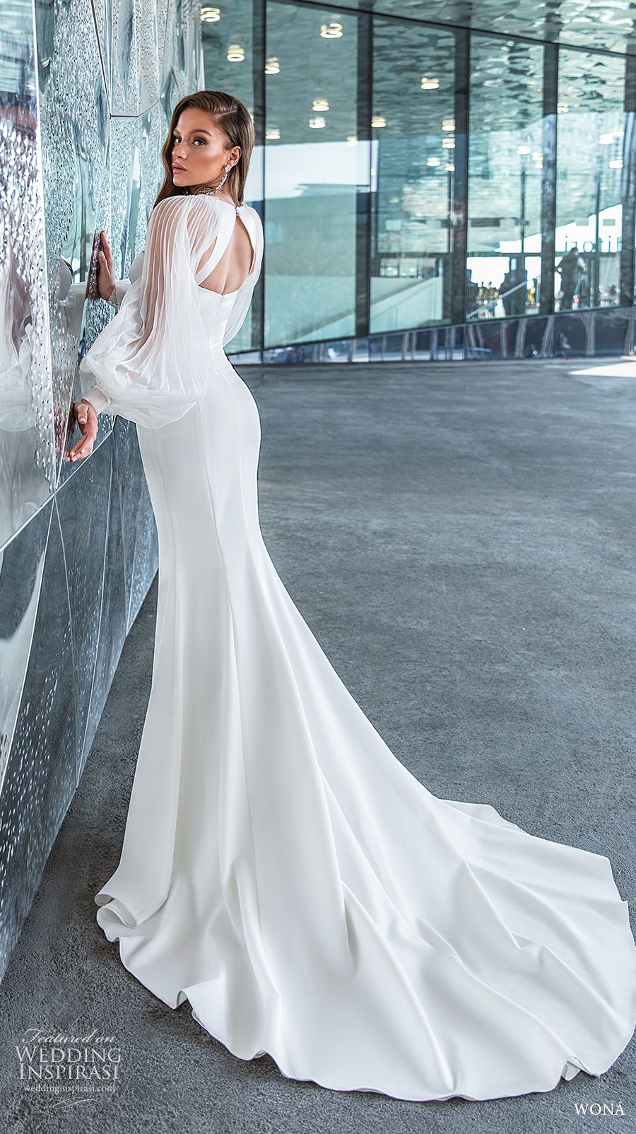 wona 2020 diva bridal long bishop sleeves sweetheart neckline simple minimalist elegant mermaid wedding dres keyhole back chapel train (15) bv wona 2020 diva bridal long bishop sleeves sweetheart neckline simple minimalist elegant mermaid wedding dres keyhole back chapel train (15) bv