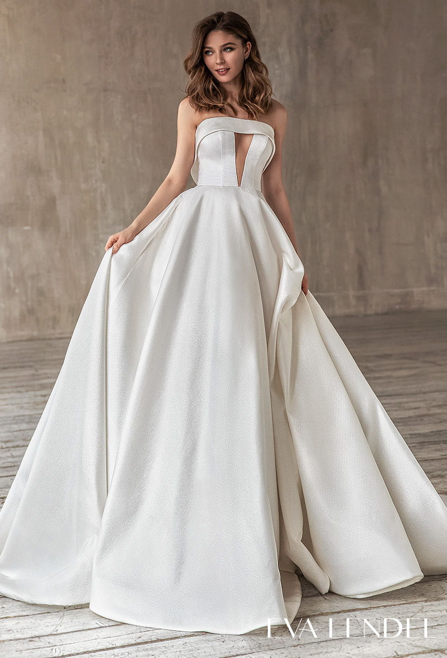 eva lendel 2021 bridal off the shoulder straight across neckline keyhole bodice simple minimalist romantic a  line wedding dress mid back chapel train (etolie) mv