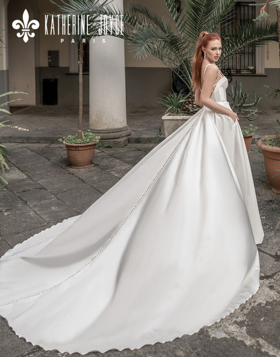 katherine joyce 2021 naples bridal double strap deep plunging sweetheart neckline minimalist simple modern a line wedding dress mid back royal train (muza) bv