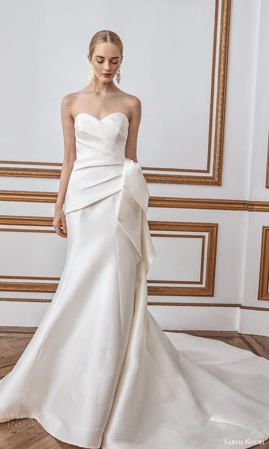 sareh nouri fall 2021 bridal strapless sweetheart neckline ruched bodice bow waist clean minimalist mermaid wedding dress chapel train (8) fv