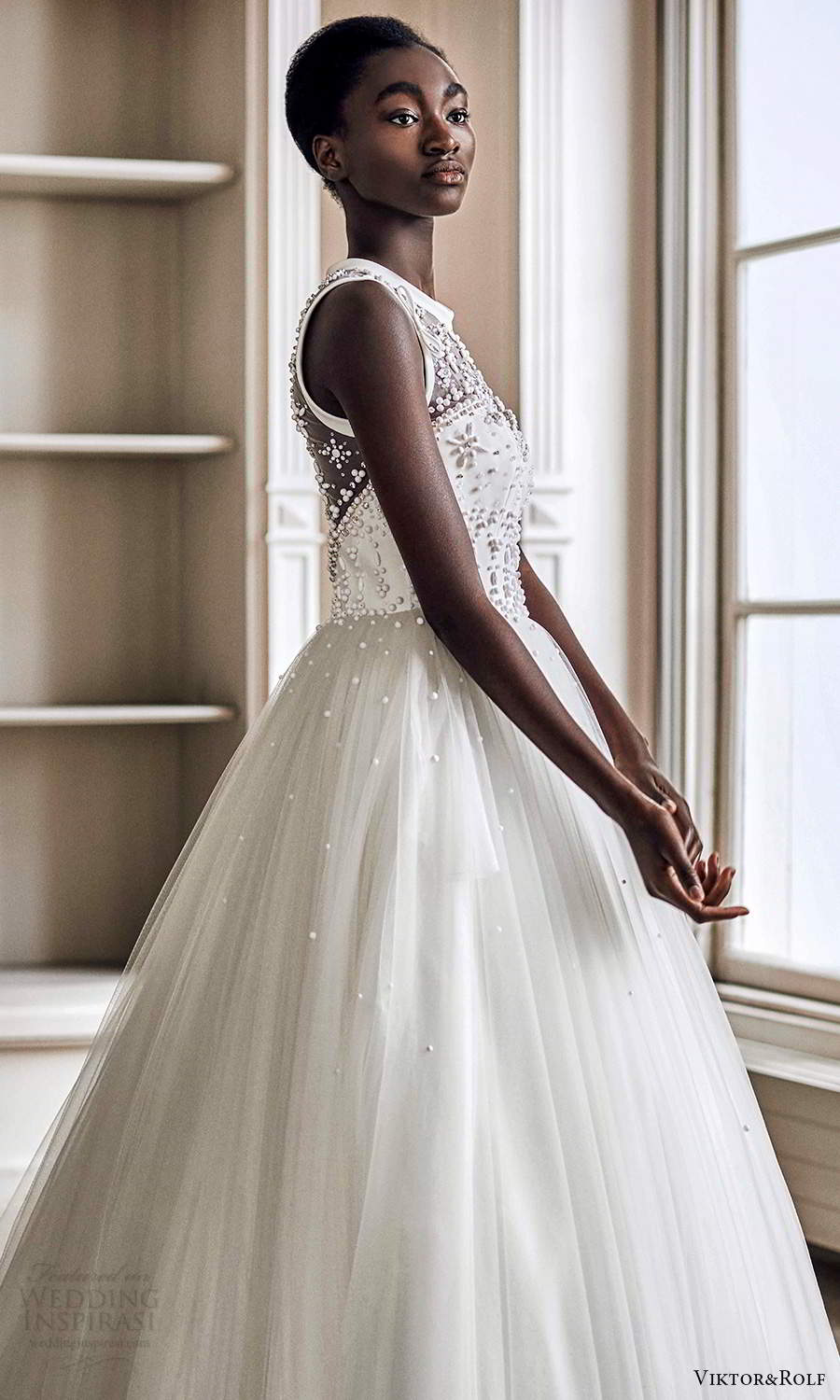 viktor rolf spring 2021 bridal sleeveless jewel neckline embellished bodice a line ball gown wedding dress (18) mv