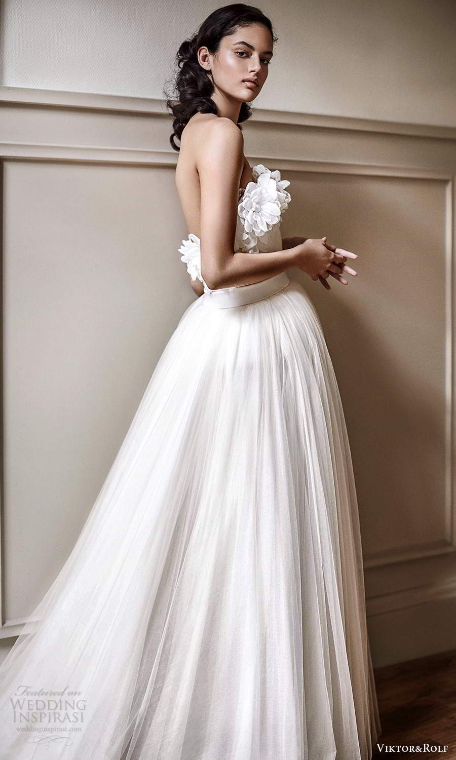 viktor rolf spring 2021 bridal strapless embellished neckline a line ball gown wedding dress (21) mv