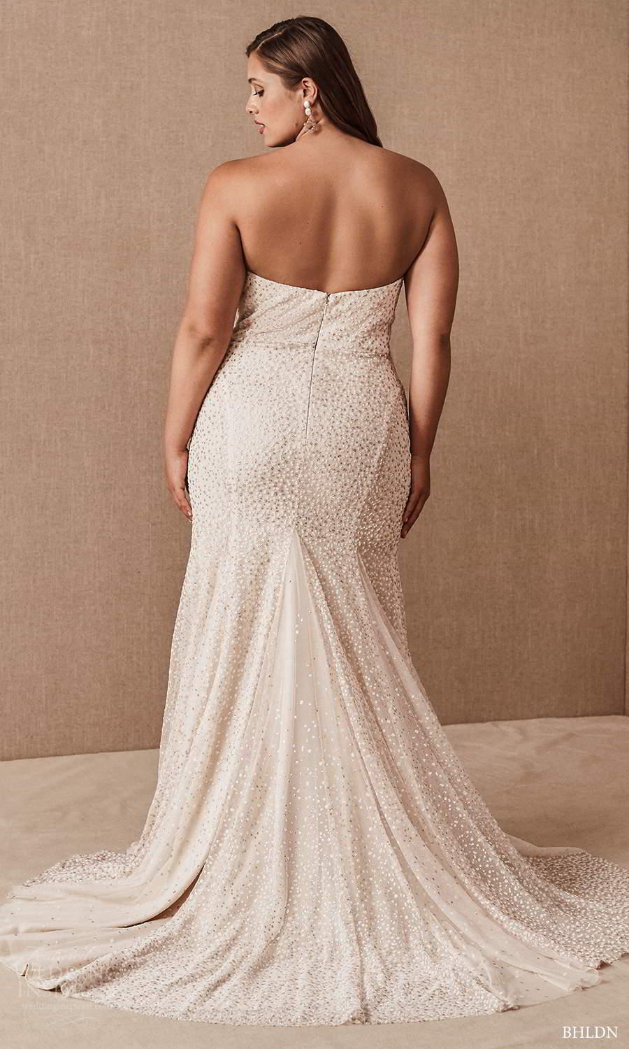 bhldn 2020 bridal plus size off shoulder straps sweetheart neckline fully embellished trumpet mermaid wedding dress chapel train (8) bv