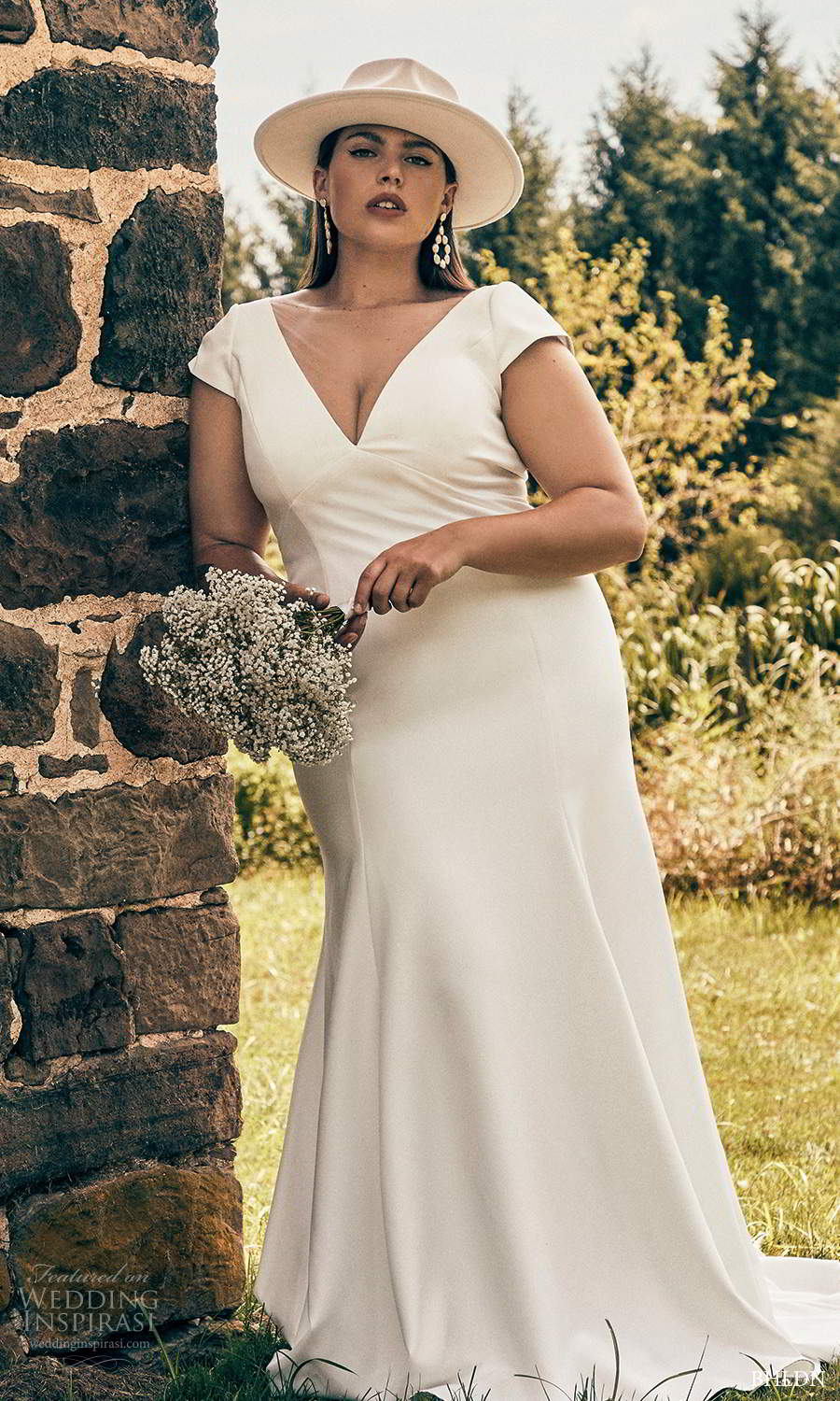 bhldn 2020 bridal plus size short sleeves v neckline clean minimalist modified a line wedding dress chapel train (23) mv