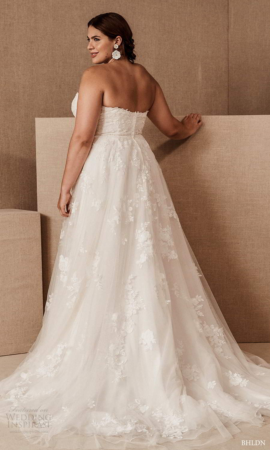 bhldn 2020 bridal plus size strapless sweetheart neckline fully embellished corset bodice a line ball gown wedding dress chapel train (12) bv