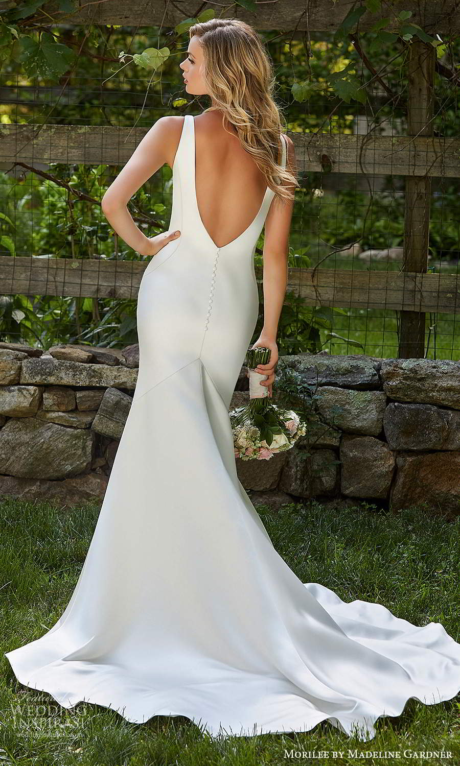 morilee madeline gardner spring 2021 bridal sleeveless thick straps plunging v necklnie clean minimalistmodern fit flare mermaid wedding dress chapel train (4) bv