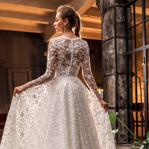 oleg baburow fall 2021 bridal collection featured on wedding inspirasi thumbnail