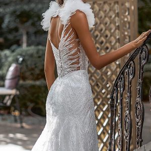 katy corso 2021 bridal sleeveless ruffle straps plunging sweetheart neckline fully embellished fit flare trumpet a line wedding dress chapel train (12) zbv