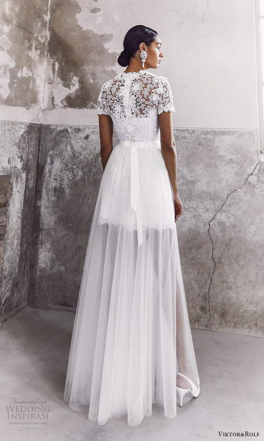 viktor and rolf fall 2021 bridal short sleeves jewel neckline embellished lace short wedding dress a line overskirt (13) bv