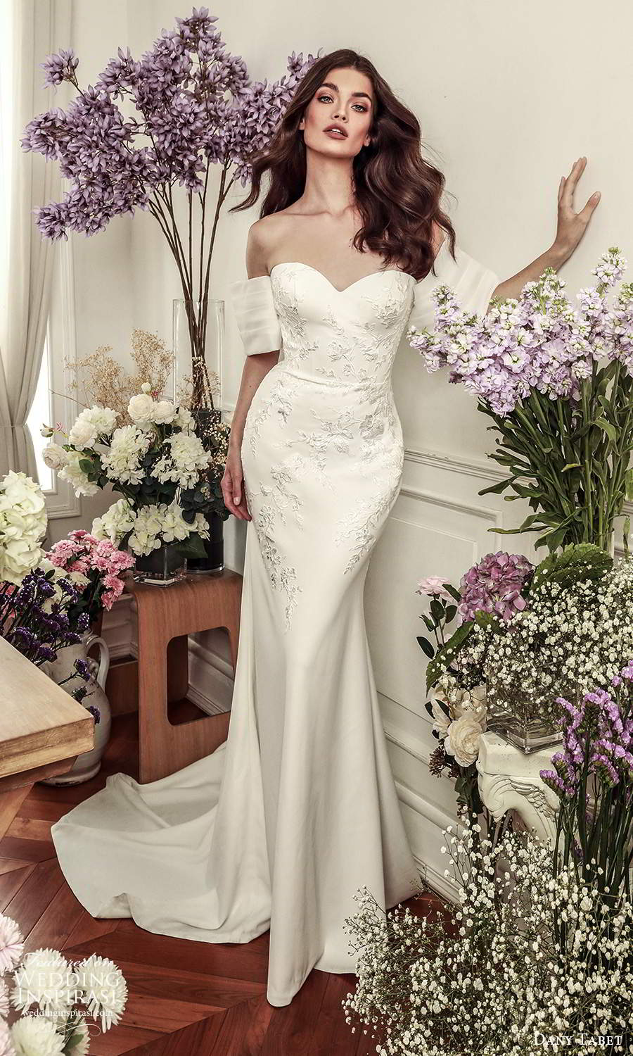dany tabet 2021 belle fleur bridal strapless sweetheart neckline embellished minimalist sheath wedding dress chapel train (13) mv