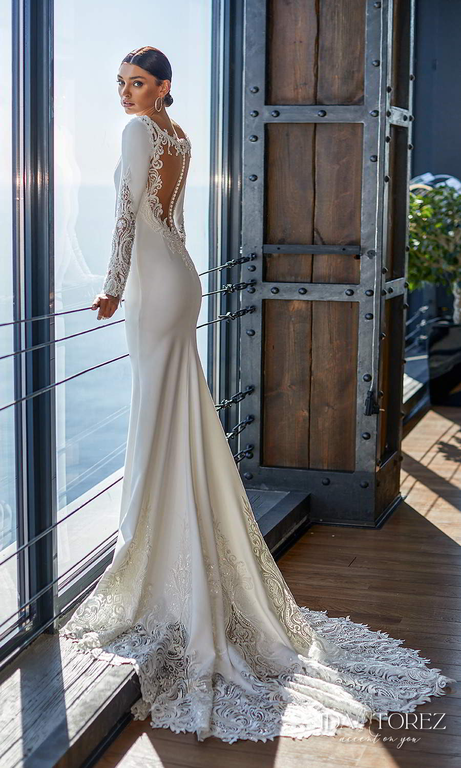 ida torez 2021 bridal long sleeves bateau neckline embellished cuff clean minimalist sheath wedding dress illusion back chapel train (perfect choice) bv