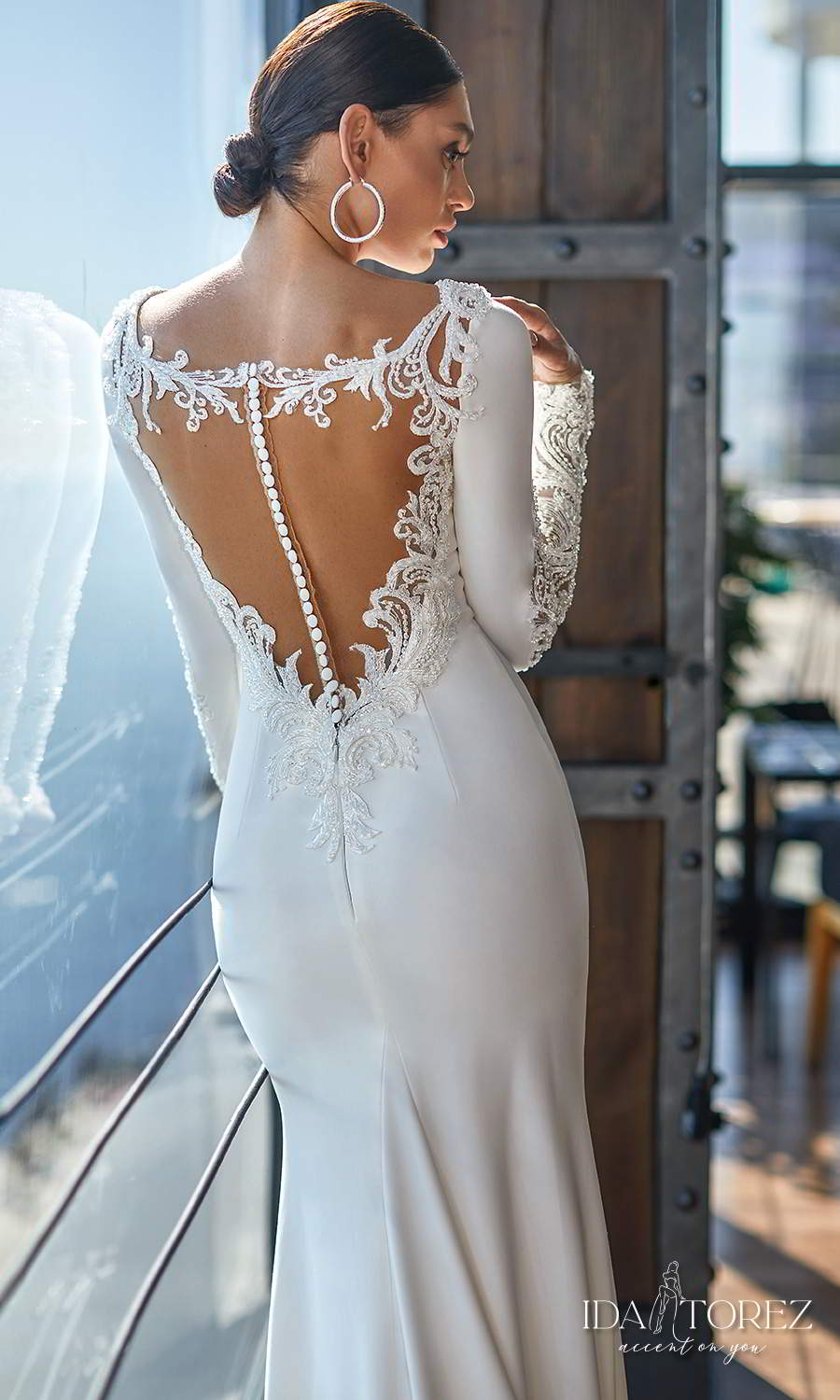 ida torez 2021 bridal long sleeves bateau neckline embellished cuff clean minimalist sheath wedding dress illusion back chapel train (perfect choice) zbv
