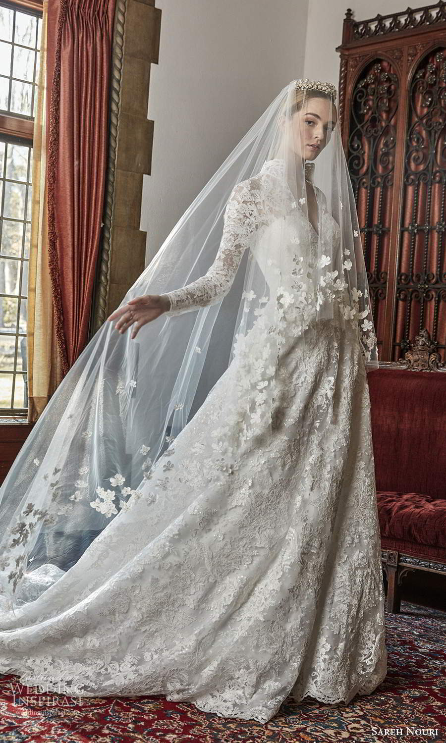 Infinite Lace Cathedral Veil – Hijab Couture Bridal