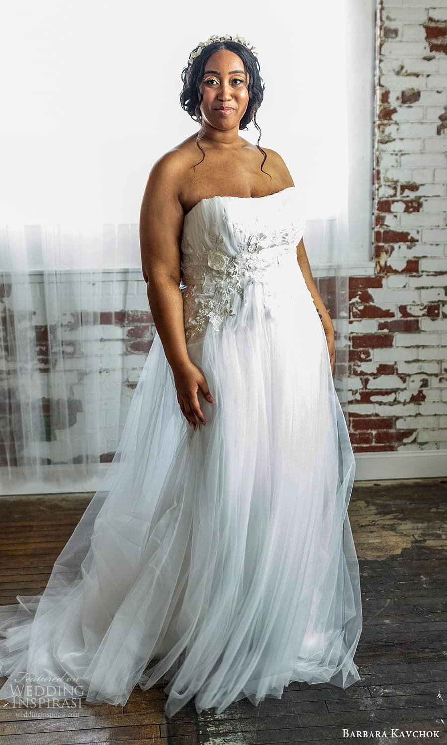 barbara kavchok 2022 nouveau bridal strapless semi sweetheart neckline embellished ruched bodice a line wedding dress chapel train (7) mv barbara kavchok 2022 nouveau bridal strapless semi sweetheart neckline embellished ruched bodice a line wedding dress chapel train (7) mv