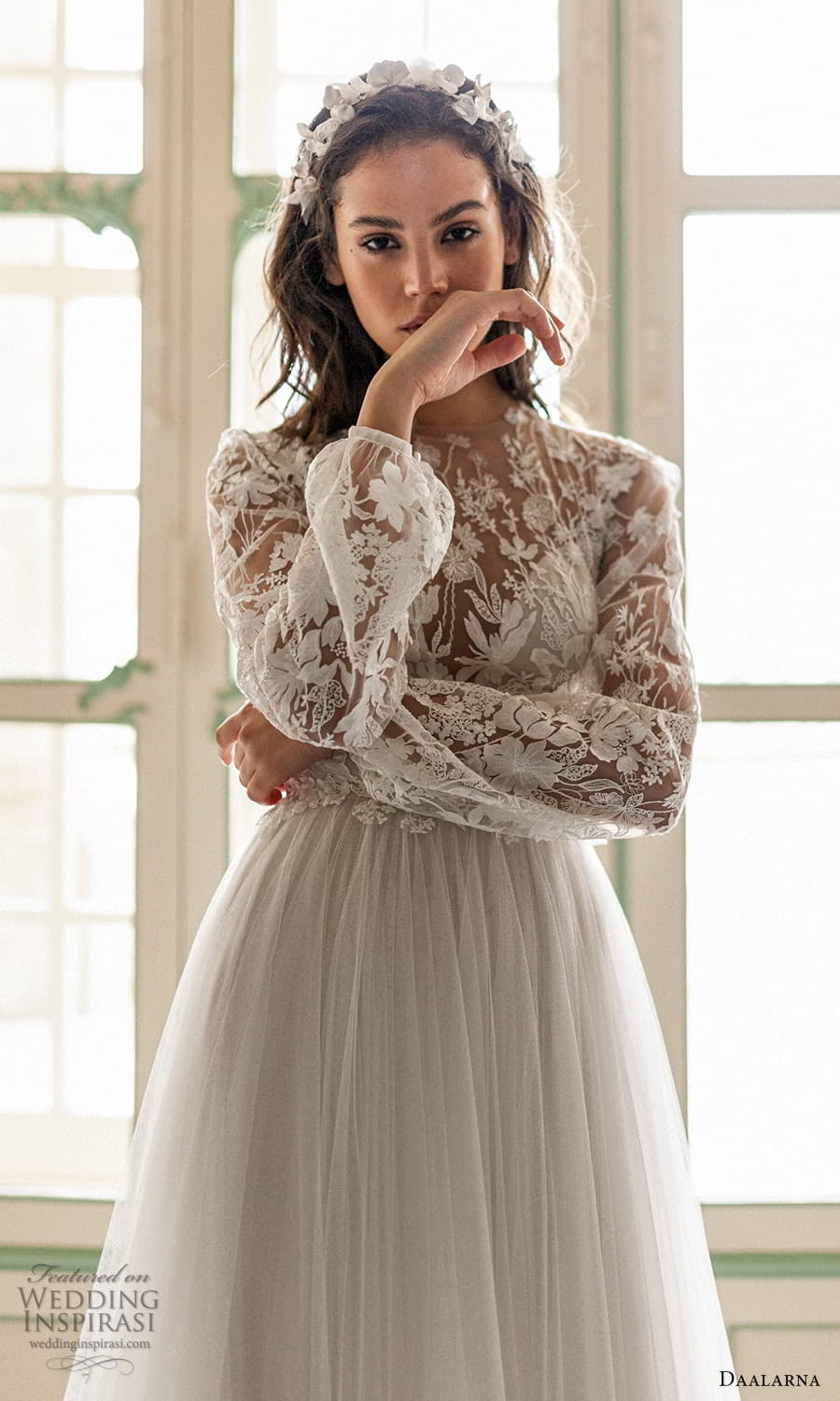 daalarna spring 2022 bridal sheer long bishop sleeves jewel neckline embellished bodice clean skirt a line wedding dress chapel train (9) zv daalarna spring 2022 bridal sheer long bishop sleeves jewel neckline embellished bodice clean skirt a line wedding dress chapel train (9) zv
