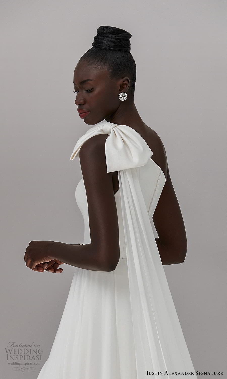 justin alexander signature fall 2021 bridal sleeveless one shoulder straps asymmetric neckline clean minimalist a line wedding dress slit skirt chapel train (3) zbv justin alexander signature fall 2021 bridal sleeveless one shoulder straps asymmetric neckline clean minimalist a line wedding dress slit skirt chapel train (3) zbv